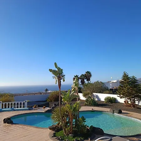 Wonderful Country With Amazing Sea View *
