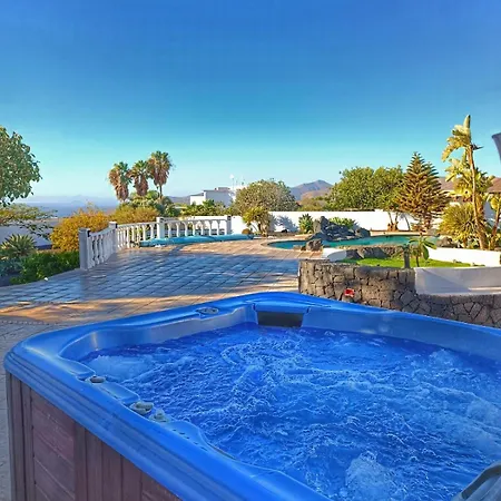 Wonderful Country With Amazing Sea View Villa