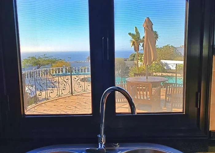 Wonderful Country With Amazing Sea View *